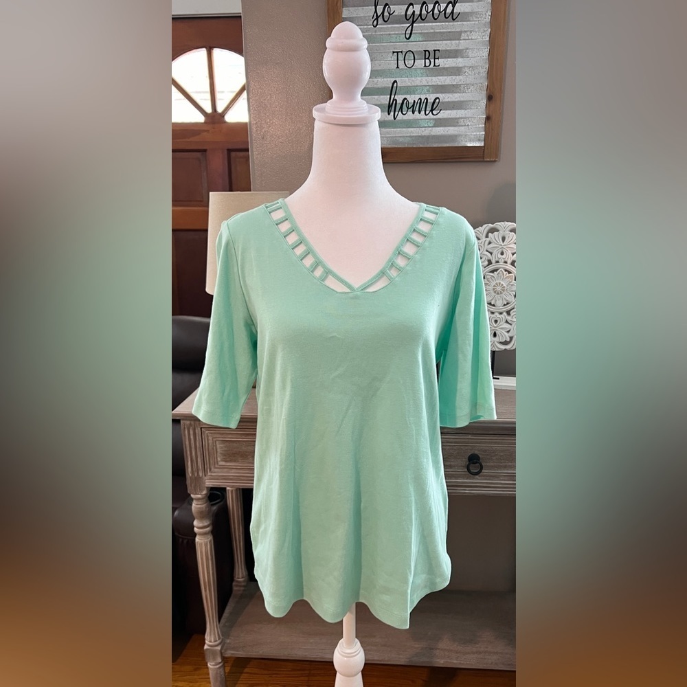NWT Karen Scott Cutout Tee